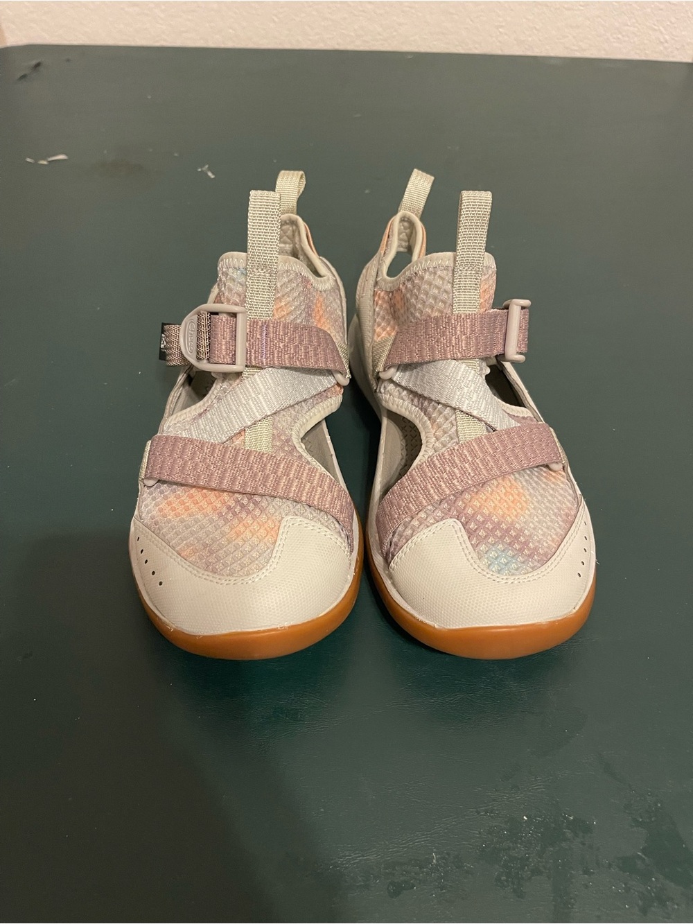 BNWOT women’s Chaco”Odyssey” sport sandals size 6
